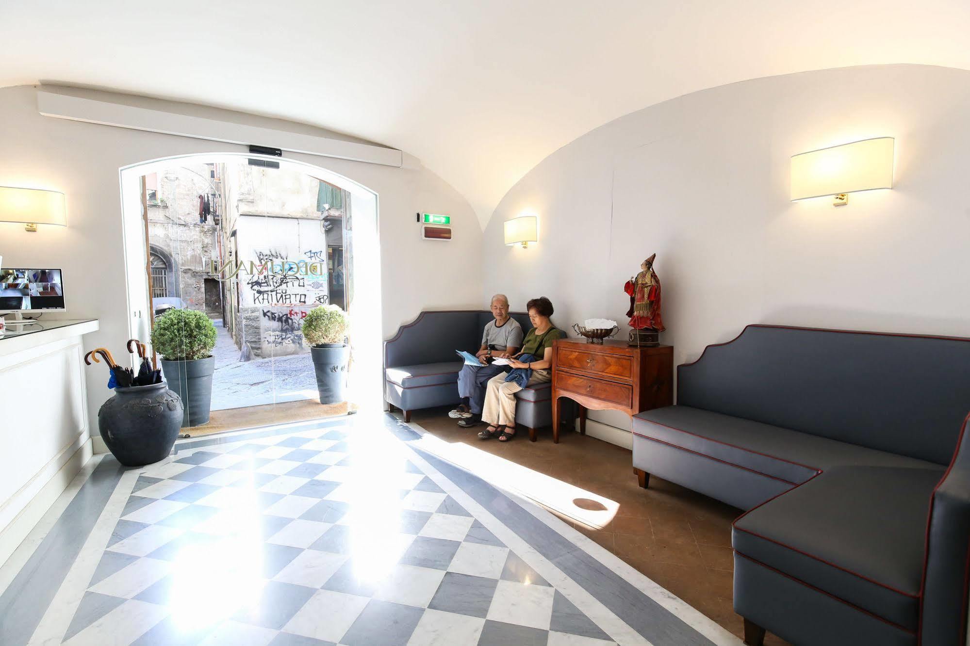 Palazzo Riario Sforza Otel Napoli Dış mekan fotoğraf